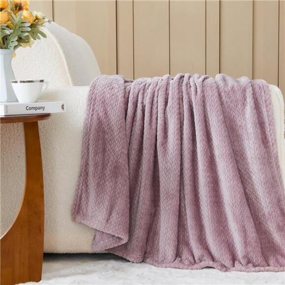 Super Soft Throw Blanket Light Purple Premium Silky Flannel Fleece - Picture 3 of 7